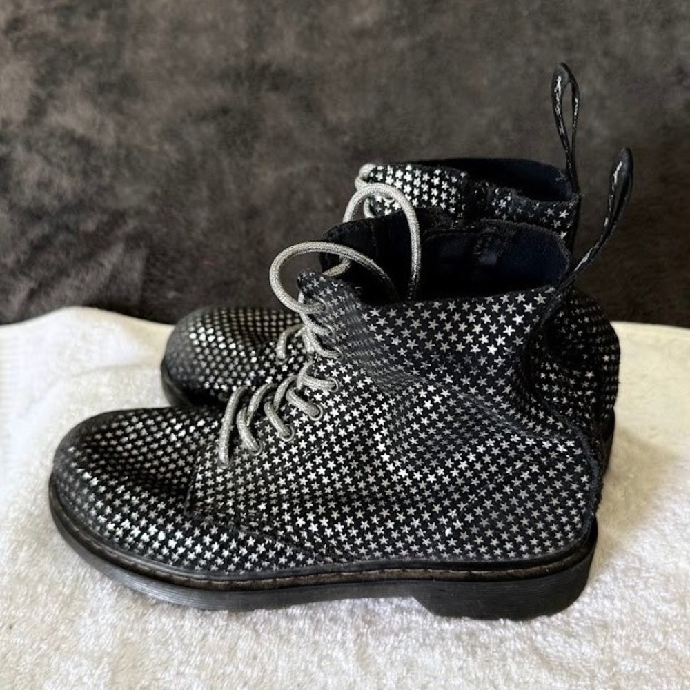 Dr. Martens 1460 Pascal J Black Silver Metallic Star Print Boots Size 5L 4M